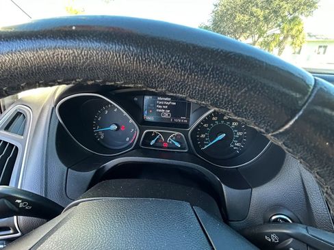 Used 2014 Ford Focus Titanium image 13