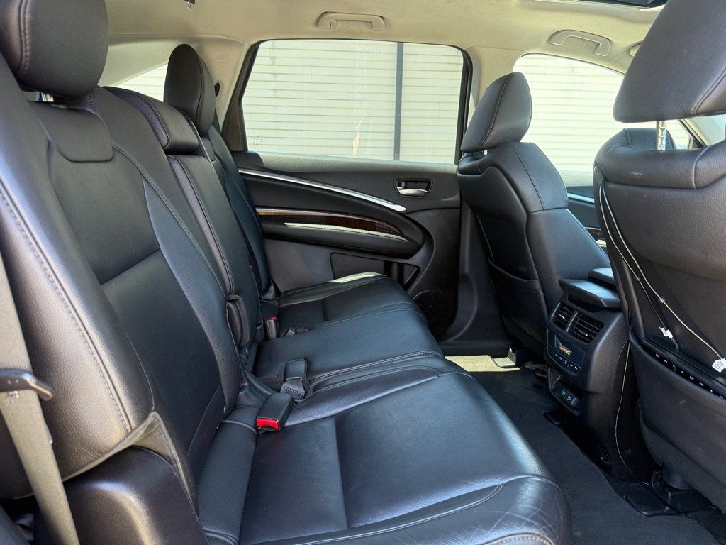 Used 2020 Acura MDX SH-AWD image 11