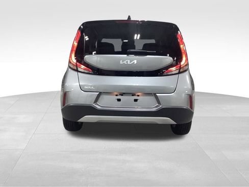 Certified 2025 Kia Soul LX w/ LX Technology Package image 28