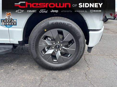 Used 2025 Ford F150 Lightning Flash AWD/4WD image 12