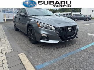 Used 2022 Nissan Altima 2.5 SR w/ Midnight Edition Package image 1