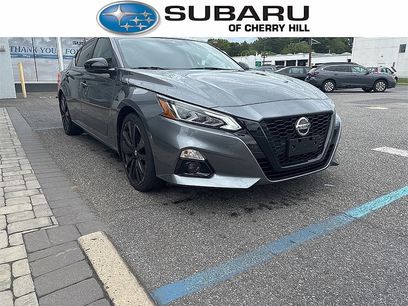 Used 2022 Nissan Altima 2.5 SR w/ Midnight Edition Package