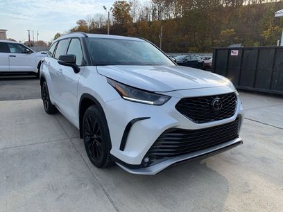 New 2026 Toyota Highlander XSE