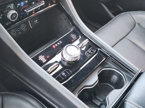 Certified 2022 Jeep Grand Cherokee L Overland AWD/4WD image 21