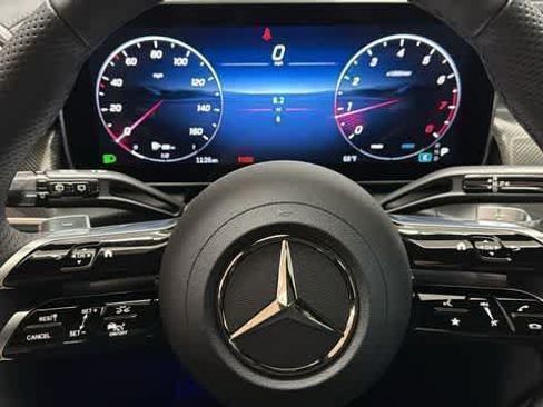 Certified 2026 Mercedes-Benz GLC 300 4MATIC image 18