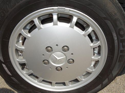 Used 1993 Mercedes-Benz 300 D image 9