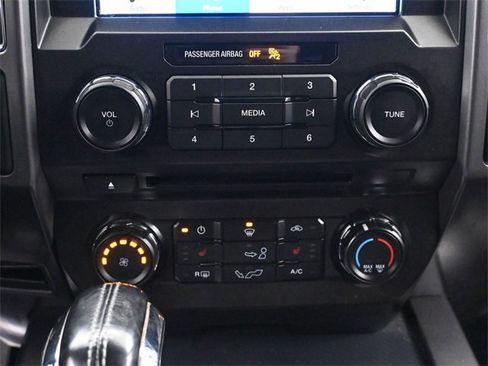 Used 2018 Ford F150 XLT w/ Equipment Group 302A Luxury image 30