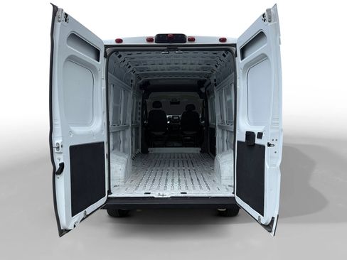 Used 2023 RAM ProMaster 2500 FWD image 16