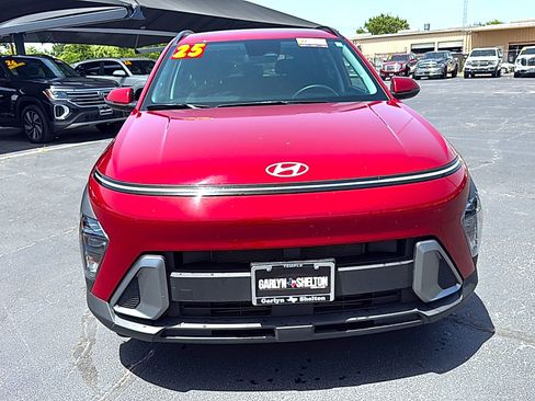 Used 2025 Hyundai Kona SEL FWD image 5