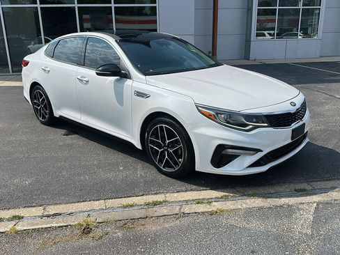 Used 2020 Kia Optima SE FWD image 8