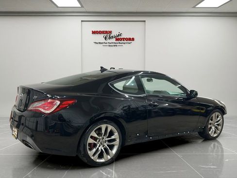 Used 2013 Hyundai Genesis 2.0T RWD image 7