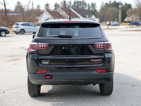 Used 2020 Jeep Compass Trailhawk AWD/4WD image 4