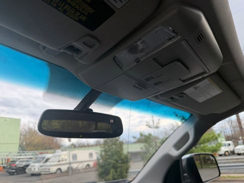 Used 2017 Toyota Tundra Limited w/ Limited Premium Package image 21