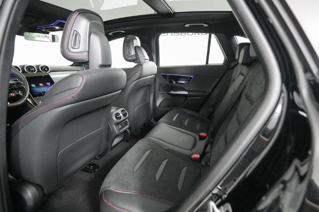 Used 2025 Mercedes-Benz GLC 43 AMG 4MATIC image 13