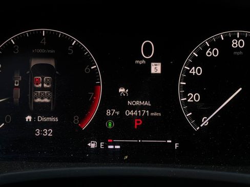 Used 2025 Honda Civic Sport image 35