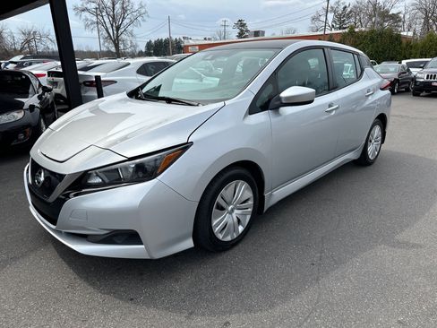 Used 2021 Nissan Leaf S w/ S Charge Package FWD image 1