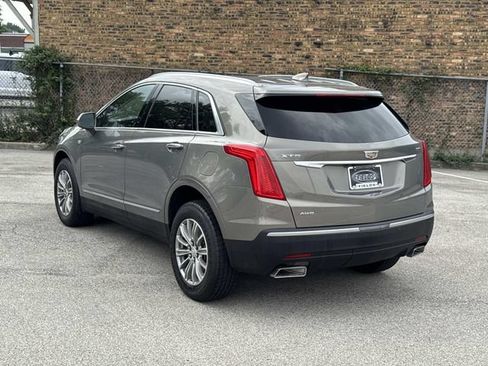 Used 2018 Cadillac XT5 Luxury w/ Driver Awareness Package AWD/4WD image 7