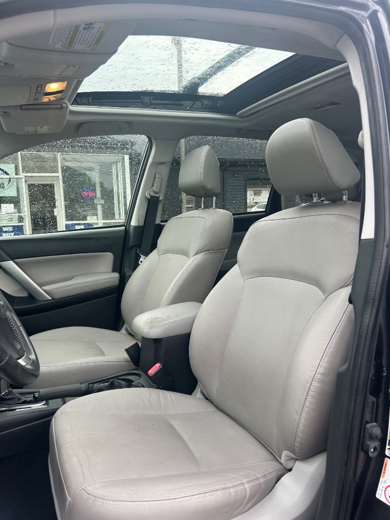 Used 2016 Subaru Forester 2.5i Touring w/ Popular Package #2 AWD/4WD image 10