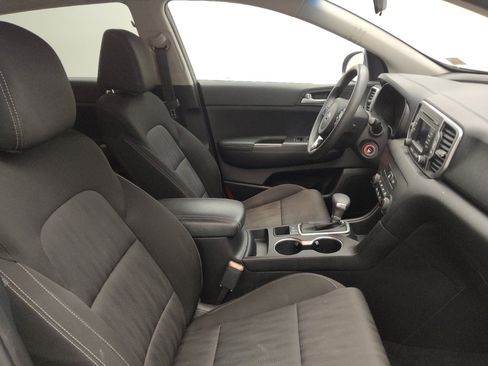 Used 2017 Kia Sportage LX FWD image 21