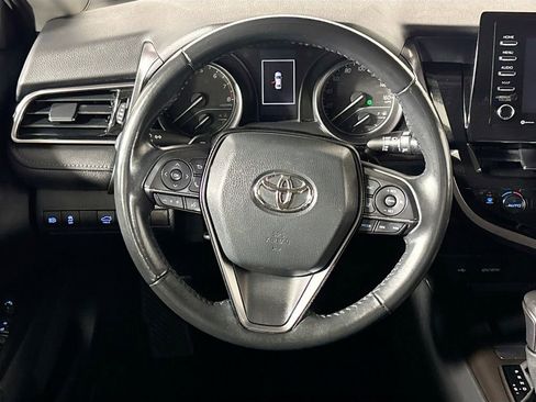 Used 2023 Toyota Camry SE image 13