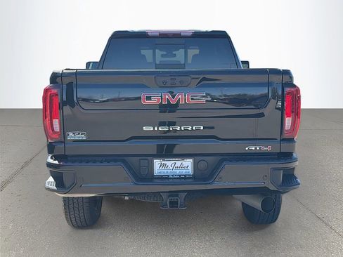 Used 2023 GMC Sierra 2500 AT4 w/ AT4 Preferred Package image 5