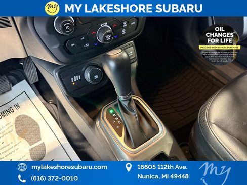 Used 2020 Jeep Renegade Limited image 21