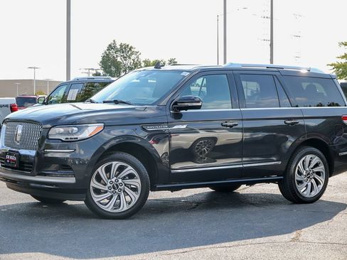 Used 2024 Lincoln Navigator Reserve AWD/4WD image 26