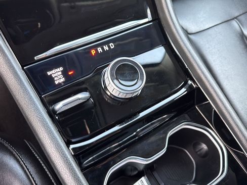 Used 2023 Jeep Grand Cherokee L Limited image 23