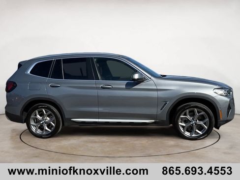 Used 2023 BMW X3 xDrive30i w/ Premium Package image 2