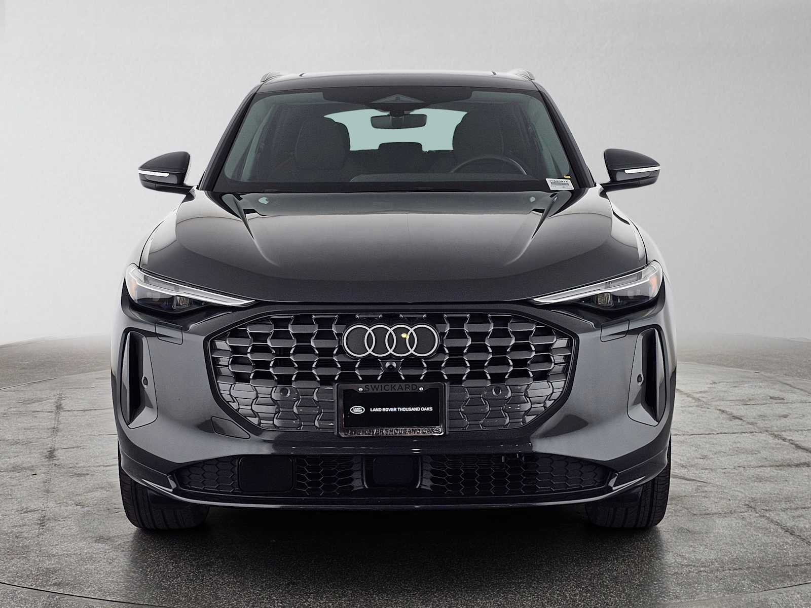 Used 2025 Audi Q5 Premium Plus w/ Premium Plus AWD/4WD image 8
