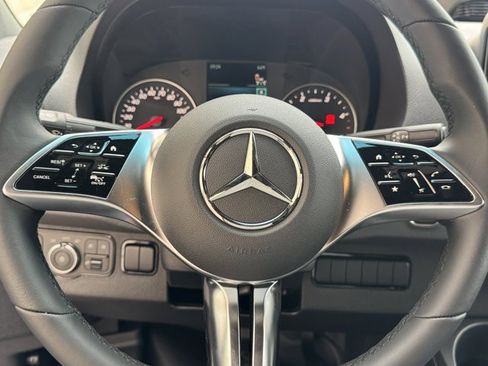 New 2025 Mercedes-Benz Sprinter 2500 image 10