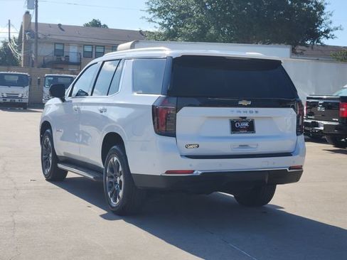 Used 2025 Chevrolet Tahoe LS RWD image 3