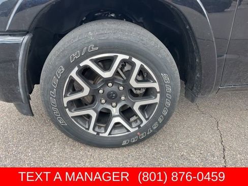 Used 2025 RAM 1500 Laramie w/ Sport Appearance Package AWD/4WD image 9