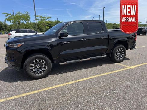 Used 2023 Chevrolet Colorado Z71 w/ Z71 Convenience Package 2 AWD/4WD image 1