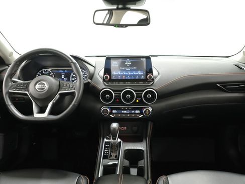 Used 2021 Nissan Sentra SR w/ SR Premium Package FWD image 9