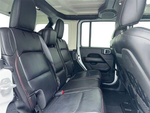Used 2020 Jeep Wrangler Unlimited Rubicon image 32