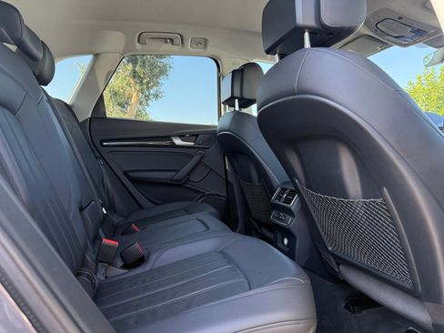 Used 2018 Audi Q5 2.0T Premium w/ Convenience Package image 18