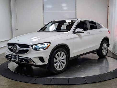 Used 2020 Mercedes-Benz GLC 300 4MATIC Coupe w/ Parking Assistance Package image 4