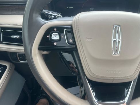 Used 2021 Lincoln Aviator Reserve w/ Equipment Group 208A AWD/4WD image 33