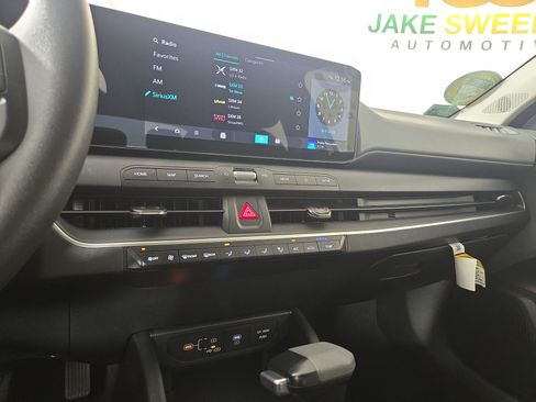 Used 2026 Kia K4 FWD image 21