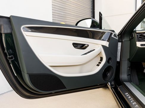 New 2026 Bentley Continental GTC image 17