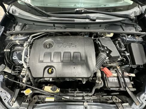 Used 2015 Toyota Corolla LE FWD image 22
