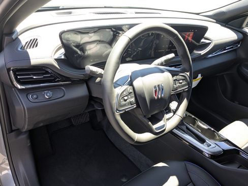 New 2026 Buick Envista Sport Touring w/ Convenience I Package FWD image 11