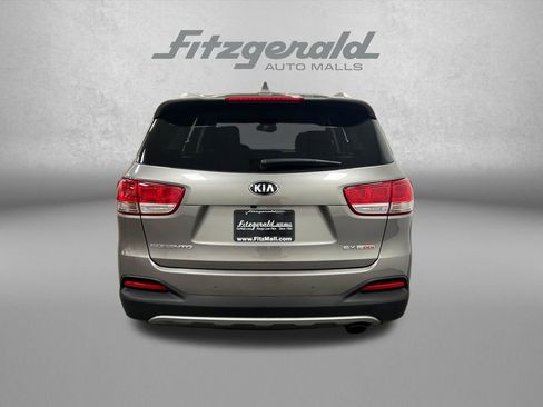 Used 2017 Kia Sorento EX w/ EX Premium Package FWD image 7