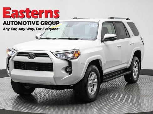 Used 2024 Toyota 4Runner SR5 Premium image 1