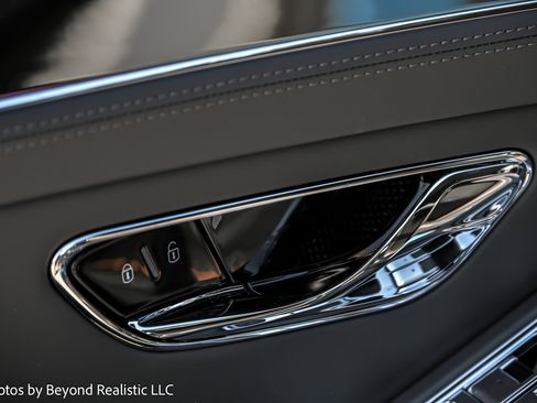 New 2025 Bentley Continental GTC image 27