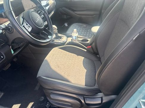 Used 2024 Kia Seltos S AWD/4WD image 3
