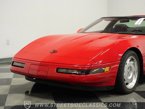 Used 1991 Chevrolet Corvette ZR-1 image 18