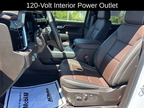 Certified 2024 GMC Sierra 1500 Denali w/ Technology Package AWD/4WD image 16