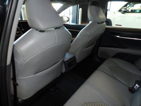 Used 2024 Toyota Camry SE image 22